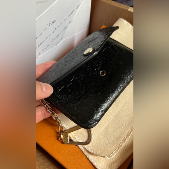 Sold Louis Vuitton Cles Empreinte Leather - Picture 7 of 13